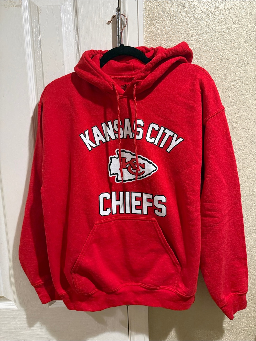 NFL Kansas City Chiefs Red Hoodie with Front Logo